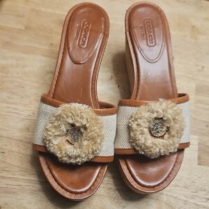 Coach Women's Tan and Cream Floral Slide Wedge Sandals Size 7.5